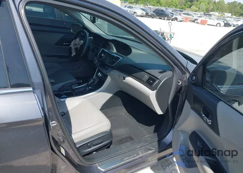 2013 Honda Accord Ex-L V-6 z USA, uszkodzony, nr VIN 1HGCR3F88DA007958